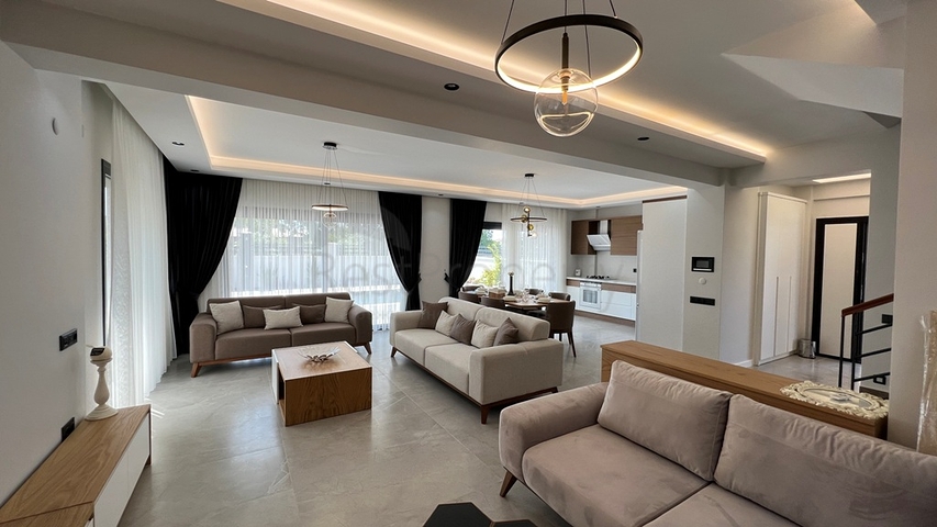 Вилла планировки 4+1 в районе Фетхие - Анталия 