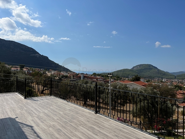 Вилла планировки 4+1 в районе Фетхие - Анталия