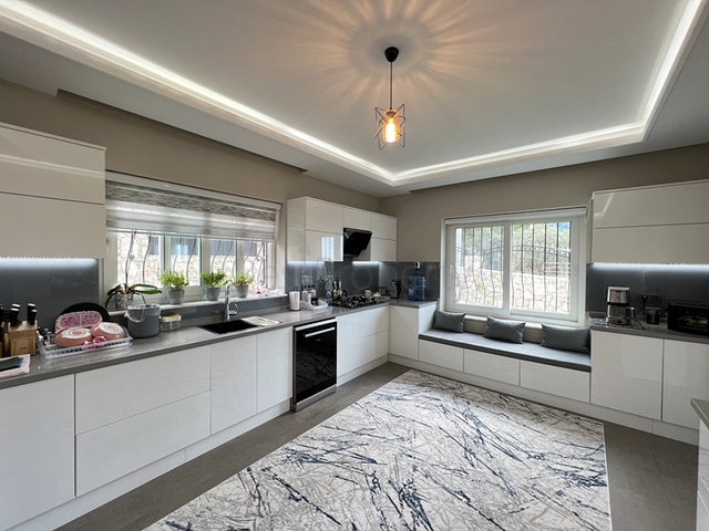 Вилла планировки 4+1 в районе Фетхие - Анталия