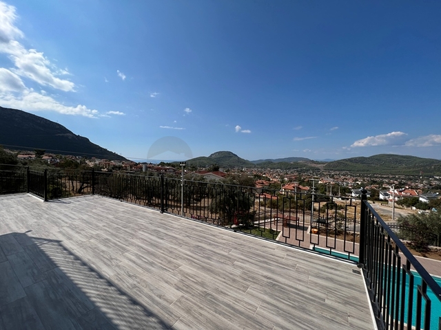 Вилла планировки 4+1 в районе Фетхие - Анталия