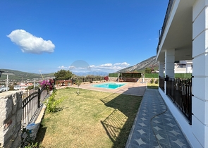 Вилла планировки 4+1 в районе Фетхие - Анталия