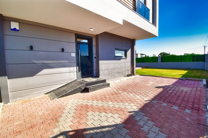 Вилла планировки 4+1 в районе Кепез - Анталия