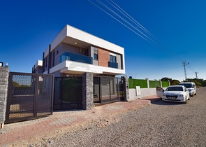 Вилла планировки 4+1 в районе Кепез - Анталия