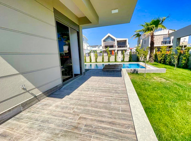 Вилла планировки 4+1 в районе Белек - Анталия 