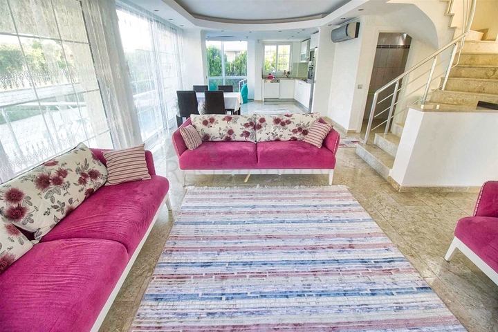 Вилла планировки 4+1 в районе Белек - Анталия 