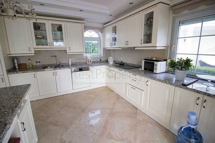 Вилла планировки 4+1 в районе Белек - Анталия 