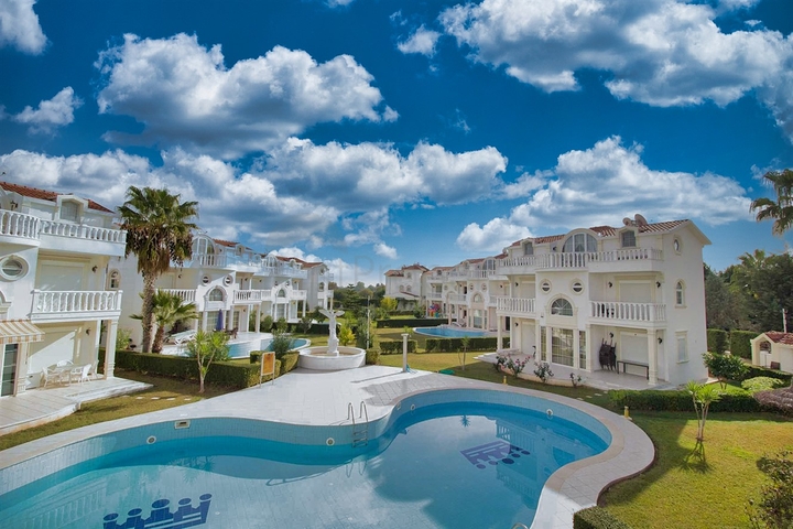 Вилла планировки 4+1 в районе Белек - Анталия 