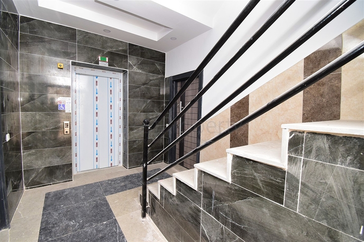 Квартиры планировки 2+1 в центре города Анталия