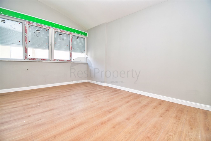 Квартира планировки 5+1 дуплекс в центре города Анталия