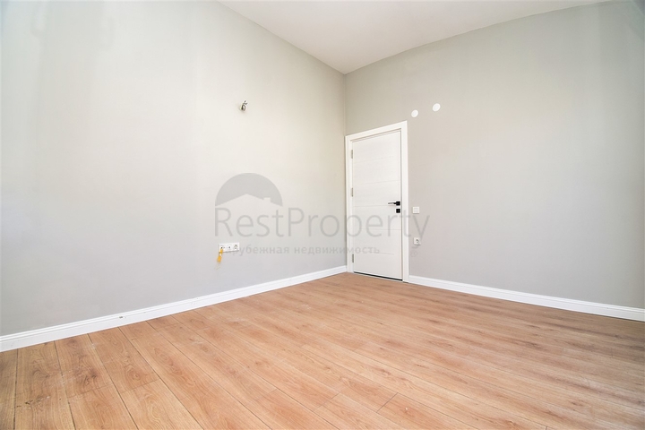 Квартира планировки 5+1 дуплекс в центре города Анталия