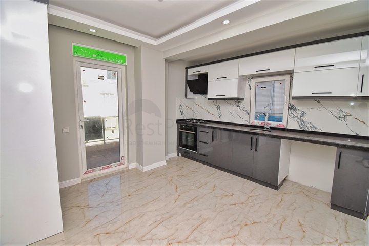 Квартира планировки 5+1 дуплекс в центре города Анталия