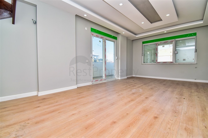 Квартира планировки 5+1 дуплекс в центре города Анталия