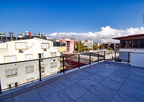 Квартира планировки 5+1 дуплекс в центре города Анталия