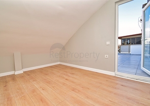 Квартира планировки 5+1 дуплекс в центре города Анталия