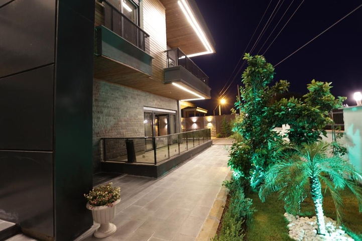 Вилла планировки 5+1 в районе Дошемеалты - Анталия