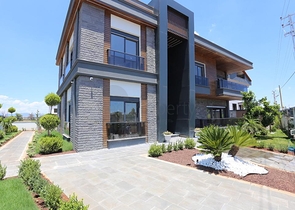 Вилла планировки 5+1 в районе Дошемеалты - Анталия