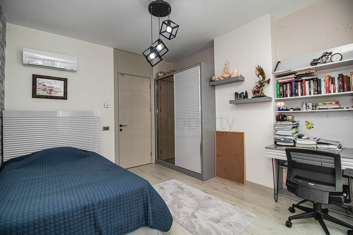 Квартира планировки 4+1 в комплексе класса люкс в районе Гюрсу - Анталия