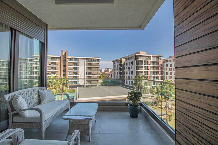 Квартира планировки 4+1 в комплексе класса люкс в районе Гюрсу - Анталия