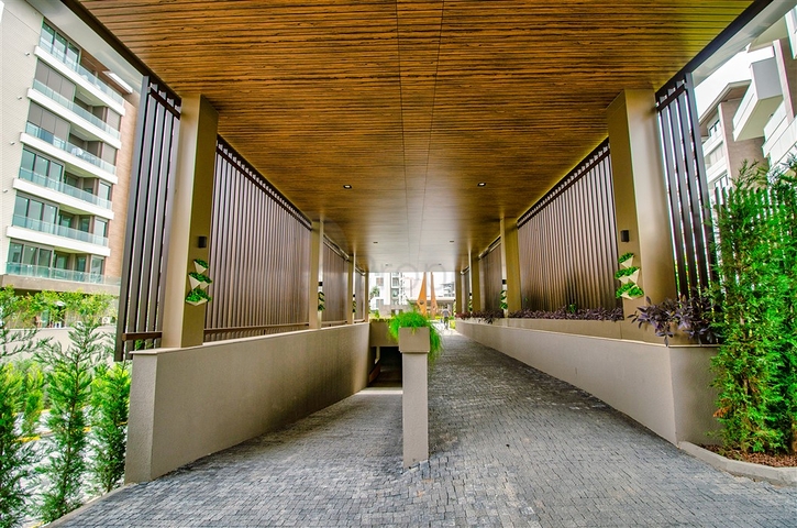 Квартира планировки 4+1 в комплексе класса люкс в районе Гюрсу - Анталия