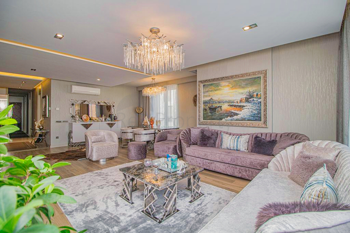 Квартира планировки 4+1 в комплексе класса люкс в районе Гюрсу - Анталия