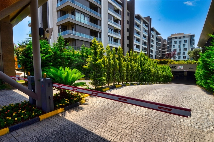 Квартира планировки 4+1 в комплексе класса люкс в районе Гюрсу - Анталия