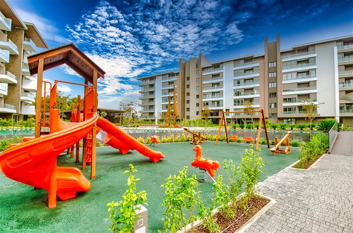 Квартира планировки 4+1 в комплексе класса люкс в районе Гюрсу - Анталия