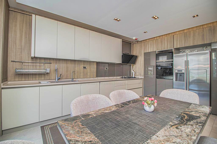 Квартира планировки 4+1 в комплексе класса люкс в районе Гюрсу - Анталия