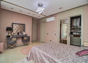 Квартира планировки 4+1 в комплексе класса люкс в районе Гюрсу - Анталия