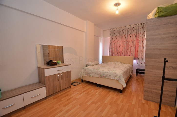 Квартира планировки 3+1 в микрорайоне Варлык - Анталия