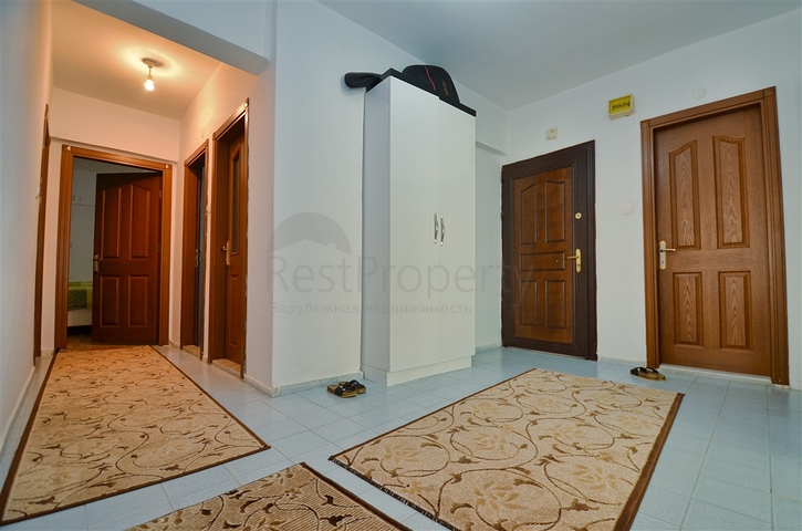 Квартира планировки 3+1 в микрорайоне Варлык - Анталия