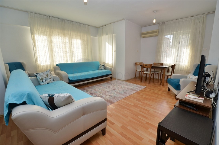 Квартира планировки 3+1 в микрорайоне Варлык - Анталия