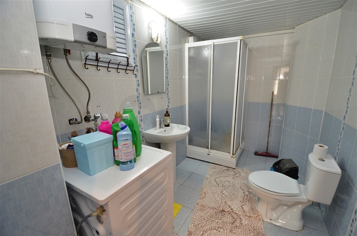 Квартира планировки 3+1 в микрорайоне Варлык - Анталия