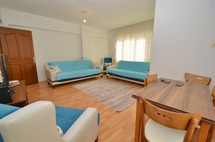 Квартира планировки 3+1 в микрорайоне Варлык - Анталия