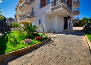 Квартиры планировки 2+1 и 6+1 дуплекс в районе Кепез - Анталия 