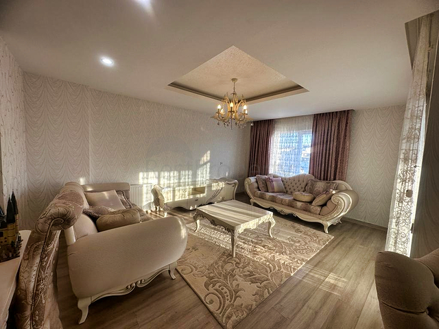 Квартира планировки 6+1 дуплекс в микрорайоне Моллаюсуф - Анталия