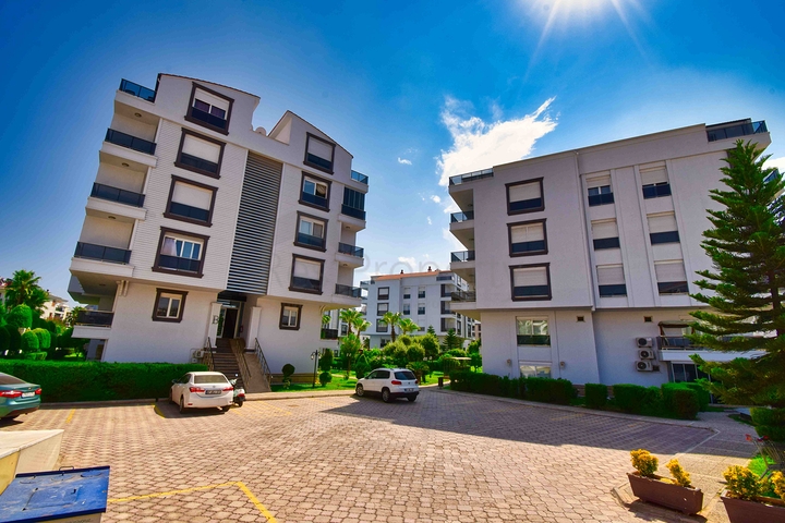 Квартира планировки 6+1 дуплекс в микрорайоне Моллаюсуф - Анталия