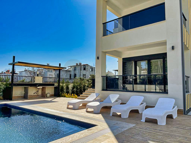 Вилла планировки 5+1 в районе Белек - Анталия 