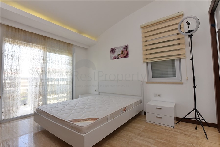 Просторный пентхаус 3+1 в районе Конаклы