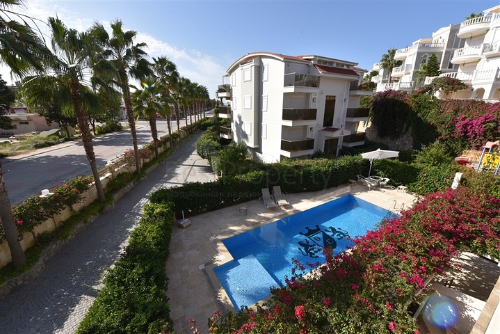 Просторный пентхаус 3+1 в районе Конаклы