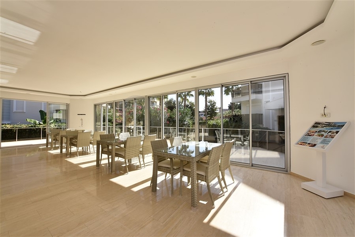 Просторный пентхаус 3+1 в районе Конаклы