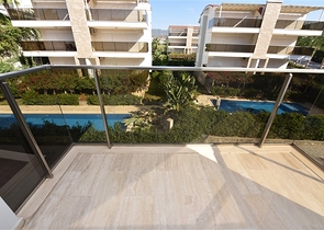 Просторный пентхаус 3+1 в районе Конаклы