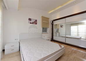 Просторный пентхаус 3+1 в районе Конаклы