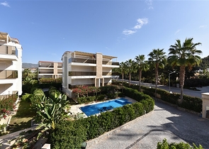 Просторный пентхаус 3+1 в районе Конаклы