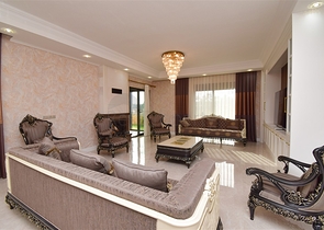 Вилла планировки 7+1 с гостевым домом 1+1 в районе Дошемеалты - Анталия