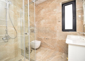 Вилла планировки 7+1 с гостевым домом 1+1 в районе Дошемеалты - Анталия