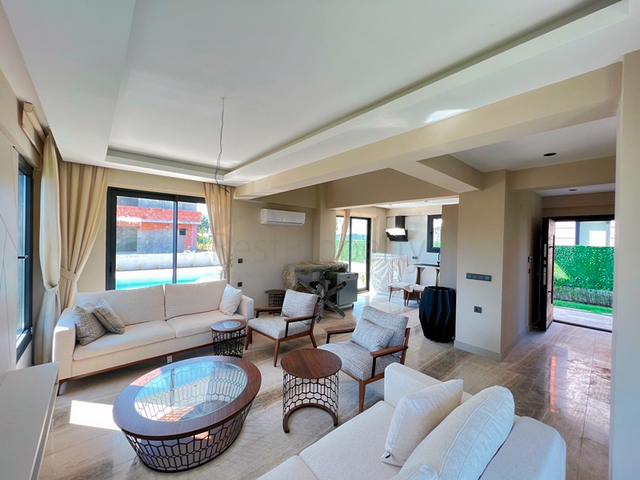 Вилла планировки 3+1 в районе Фетхие 