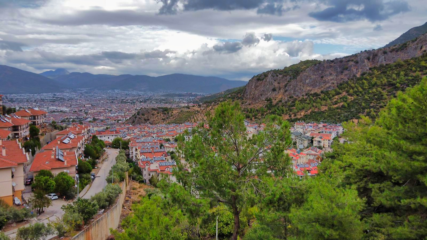 Квартира планировки 1+1 в районе Фетхие 