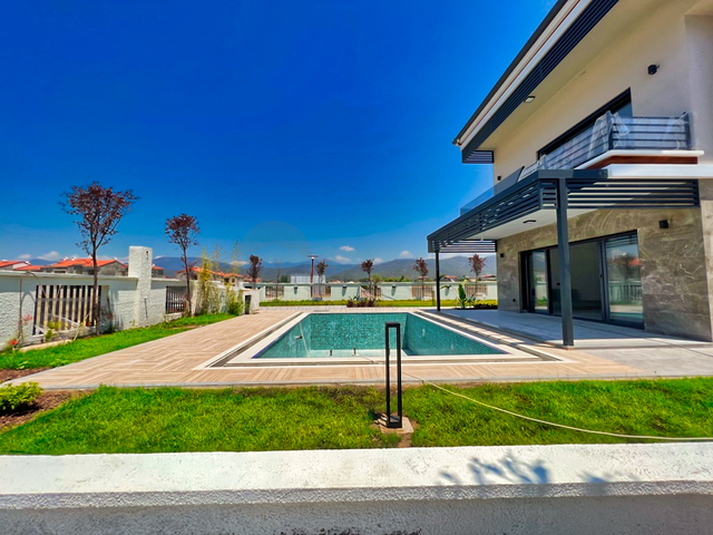 Вилла планировки 4+1 в районе Фетхие 