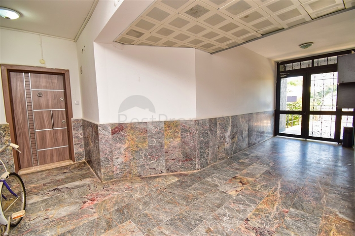 Квартира планировки 1+1 в микрорайоне Гюзельоба - Анталия