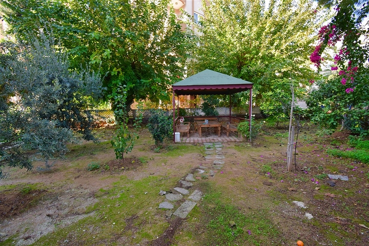 Квартира планировки 1+1 в микрорайоне Гюзельоба - Анталия